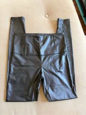 JustFab Black Faux Leather Leggings